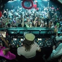 bobsinclar-wallmiami-dlg-1553